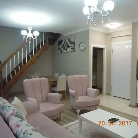 4levent Suites Apartment