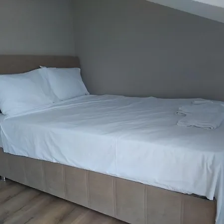 4levent Suites *